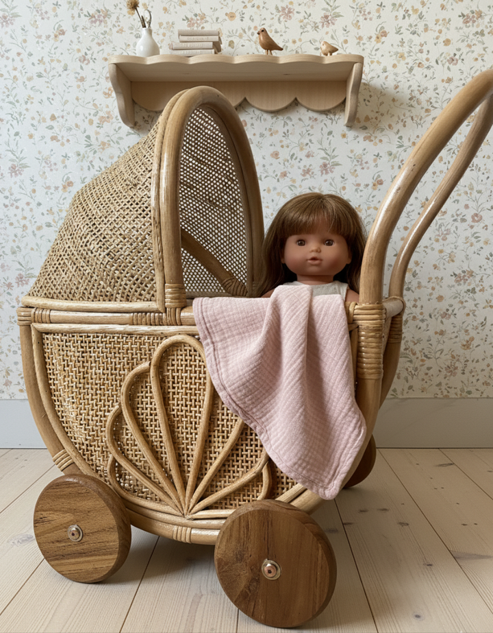 Isla Seashell Rattan Doll Pram